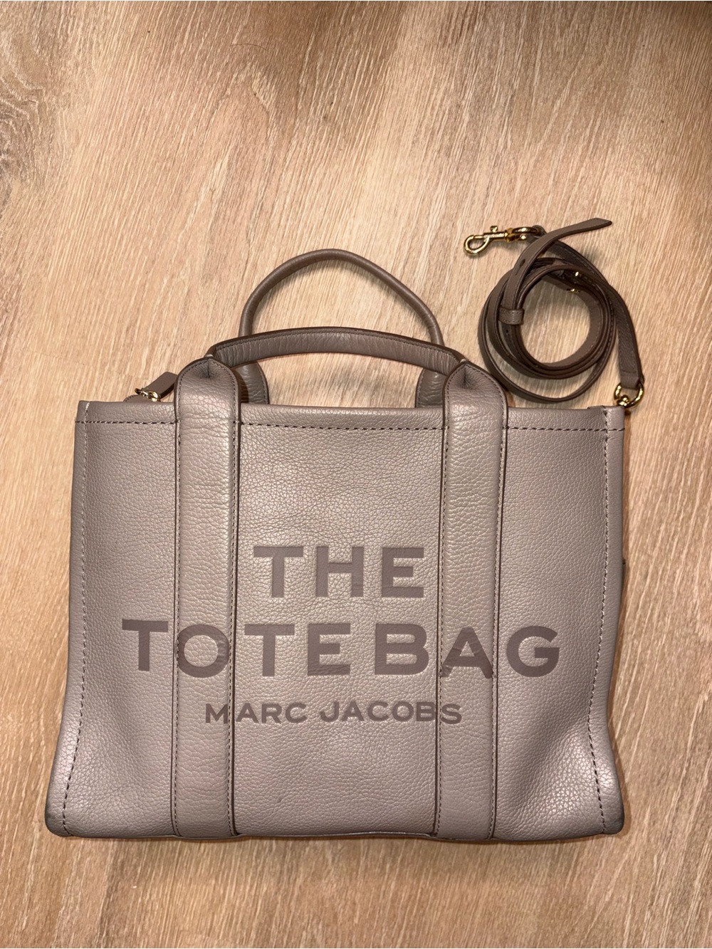 Medium Marc Jacobs The Tote Bag